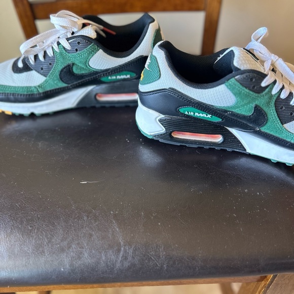Nike Air Max - Picture 4 of 6